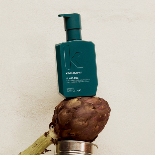 KEVIN.MURPHY FLAWLESS!
One lotion, six benefits, zero effort, flawless hair.